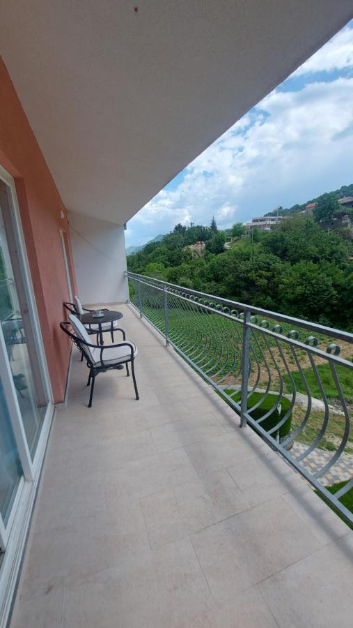 Apartman Nature Zvecanje Exterior foto